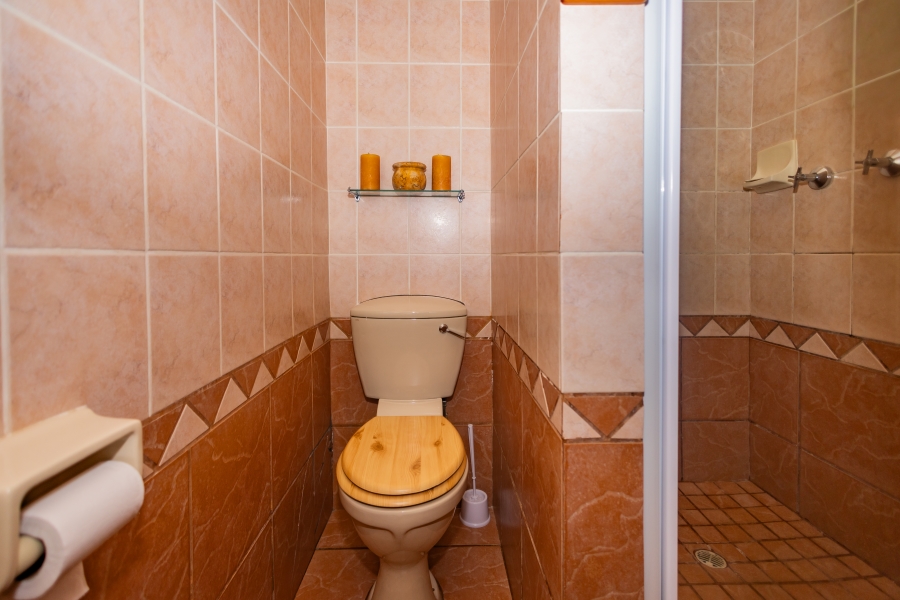 4 Bedroom Property for Sale in Panorama Western Cape